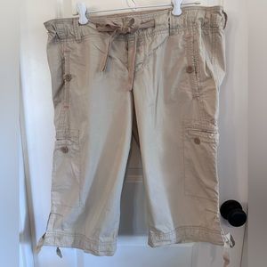 American Eagle capri pants. Size 12